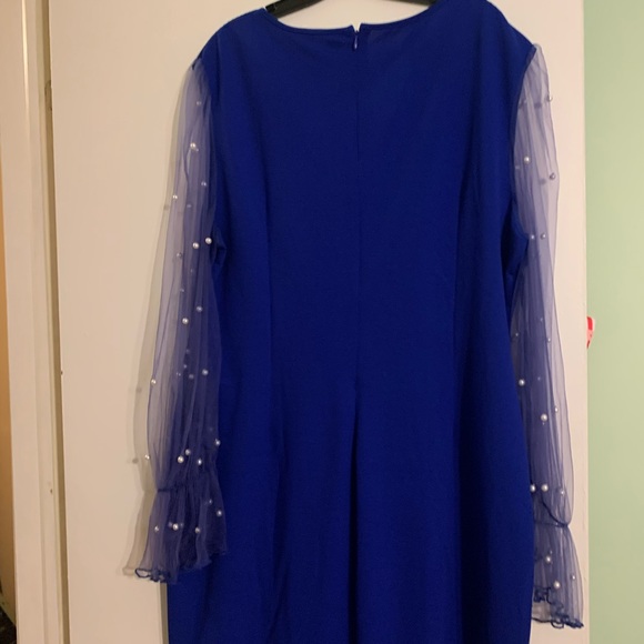 Beautiful Royal blue dress see through pearl sleeves zipper back - Picture 2 of 3